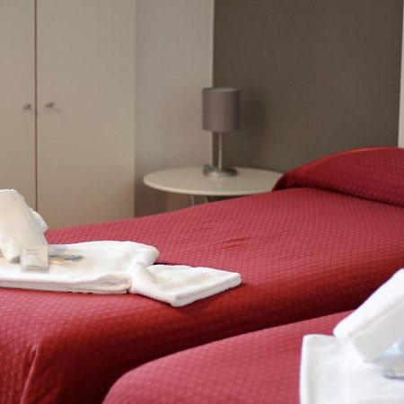 פירנצולה Hotel Piccola Firenze מראה חיצוני תמונה