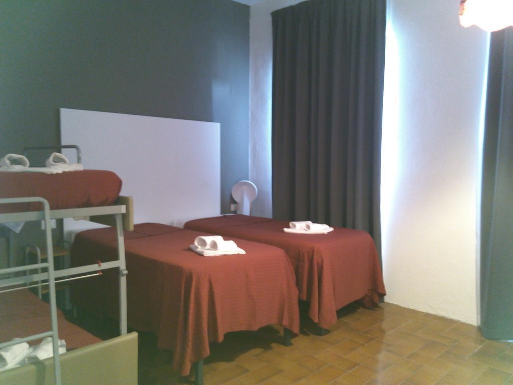 פירנצולה Hotel Piccola Firenze חדר תמונה