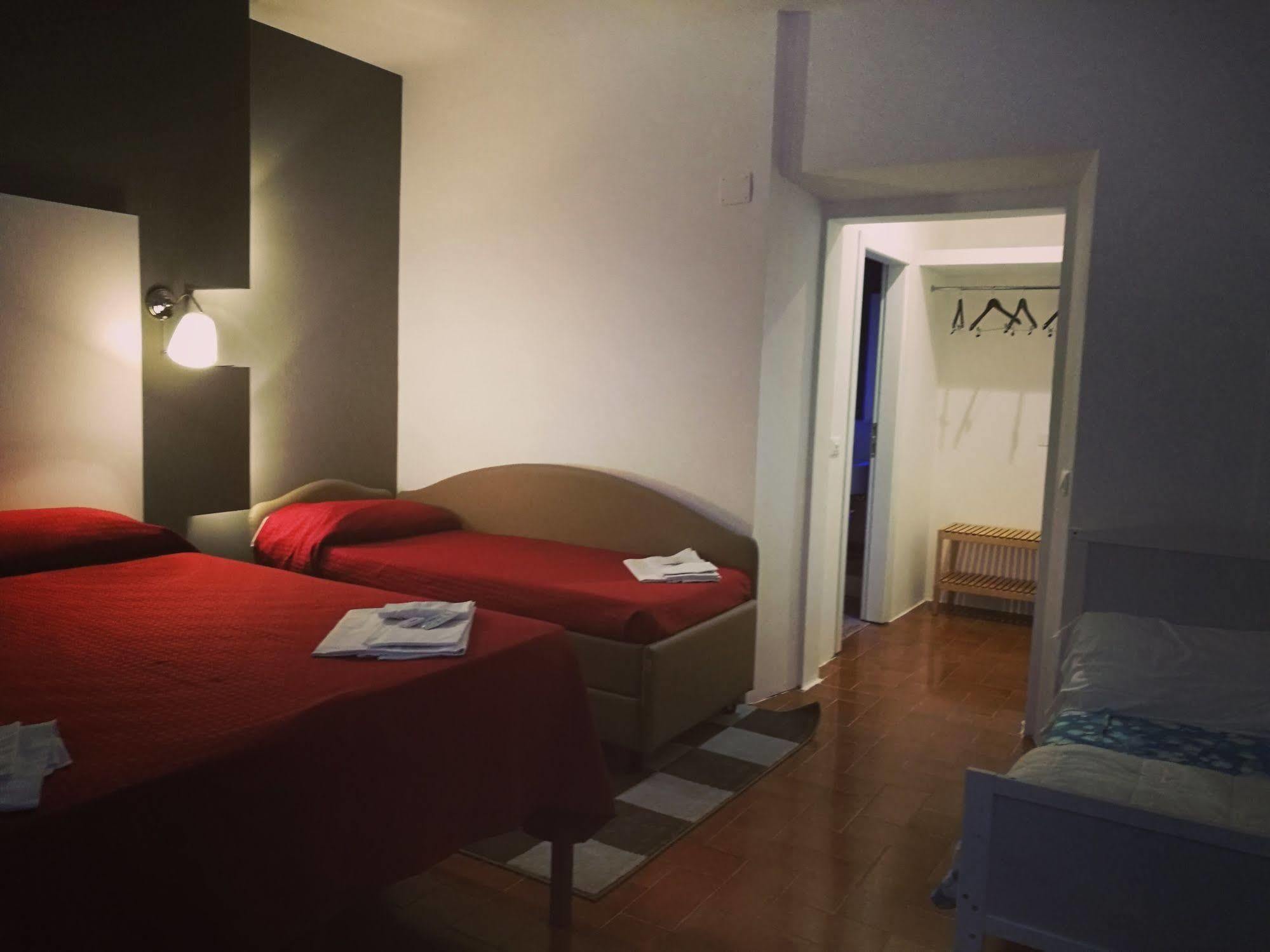 פירנצולה Hotel Piccola Firenze מראה חיצוני תמונה